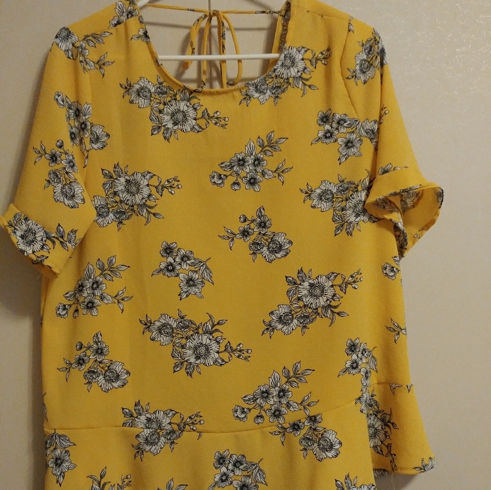 Yellow shirt